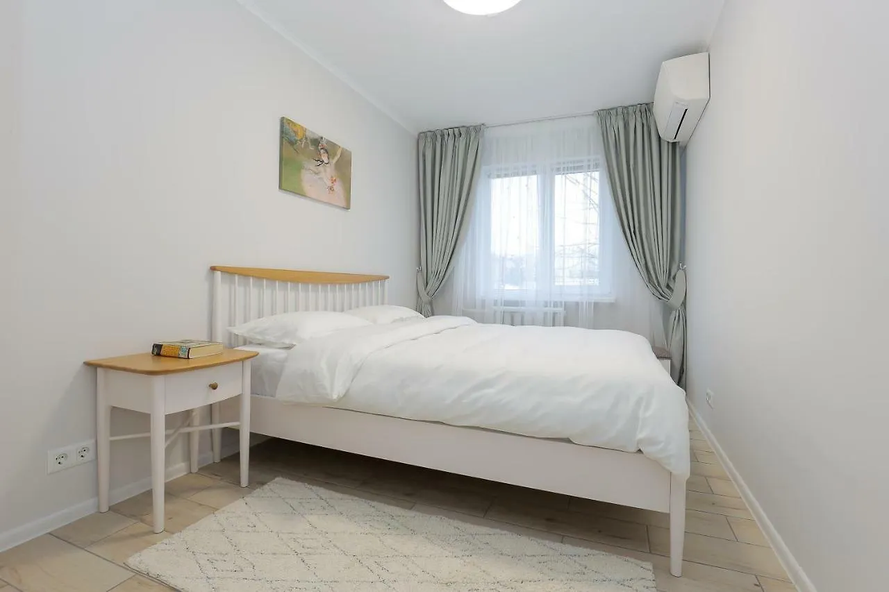 Apartment Top Location ★ Fabulous View ★ Close To Everything Kyiv